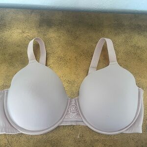 Vanity Fair Light Pink Bra